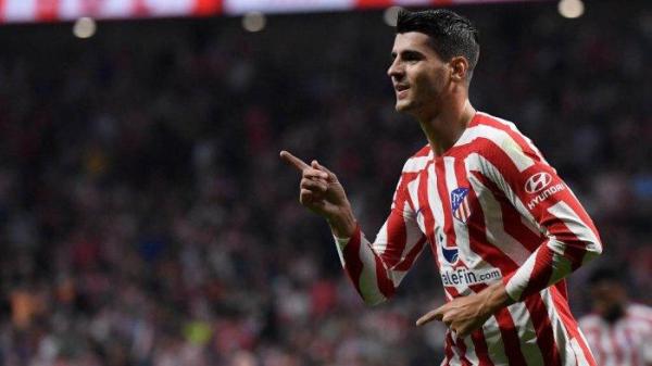 Striker Atletico Madrid asal Spanyol Alvaro Morata selebrasi setelah cetak gol ke gawang Rayo Vallecano di LaLiga Liga Spanyol 2022-2023, di Madrid, 8 Oktober 2022.
