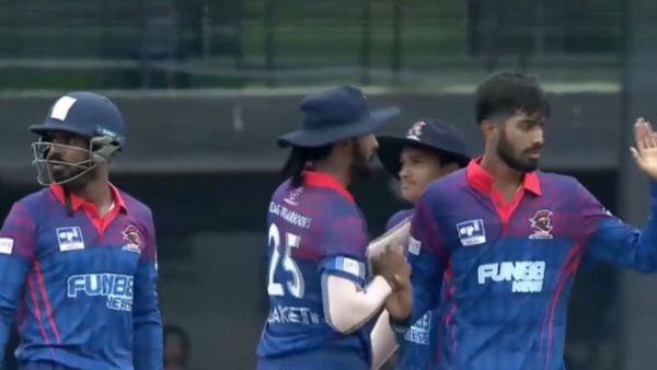 Arjun Tendulkar is giving a tough time to his father in this big tournament, he flopped even in opening against a team like his kids 2 Arjun Tendulkar is giving a tough time to his father in this big tournament, he flopped even in opening against a team like his kids 1