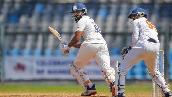6,6,6,6,6,6,6,6.... Shreyas Iyer made a mess of Australian bowlers, scored a stormy double century, hit 27 fours, 7 sixes 2 Shreyas Iyer