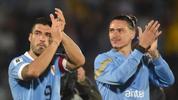 Luis Suarez dan Darwin Nunez saat membela Timnas Uruguay di Kualifikasi Piala Dunia 2026