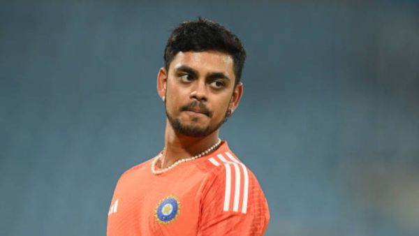 BCCI removed Ishan Kishan from Team India, so now he is forced to sell pakodas on the streets! VIDEO is going viral 2 BCCI removed Ishan Kishan from Team India, so now he is forced to sell pakodas on the streets! VIDEO is going viral 2