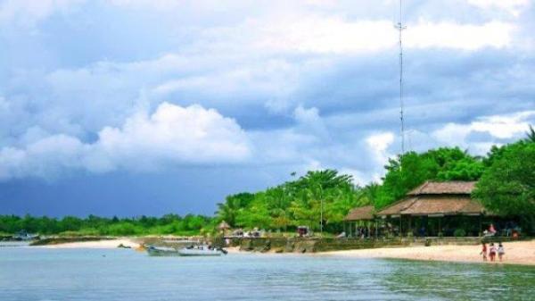 pantai lalassa