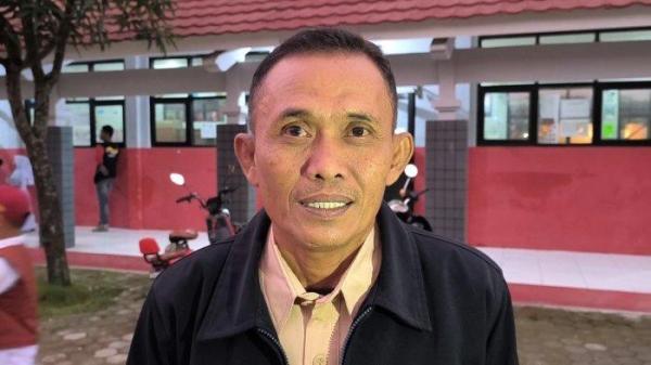 Kepala SDN 4 Kedokanagung, Kedokan Bunder, Kabupaten Indramayu, Usmad 