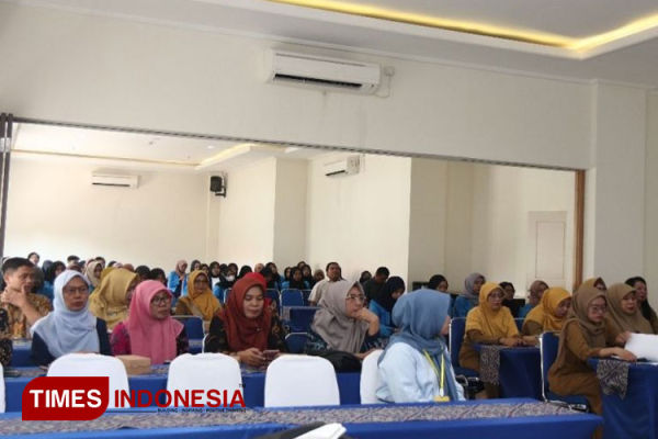 Peserta-Seminar.jpg