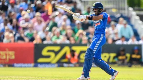 This talented batsman is facing the punishment of being Dhoni's favourite, Gambhir expelled him as part of a conspiracy after becoming the head coach 2