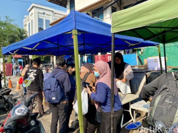 Sarapan serba Rp 10 ribu di Benhil