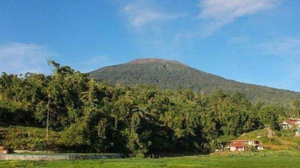 Pemandangan Gunung Marapi
