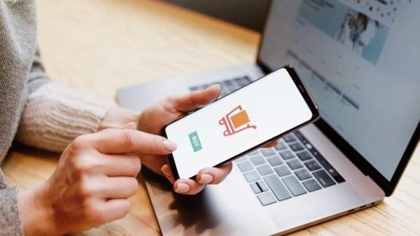 Ilustrasi belanja online (shutterstock)