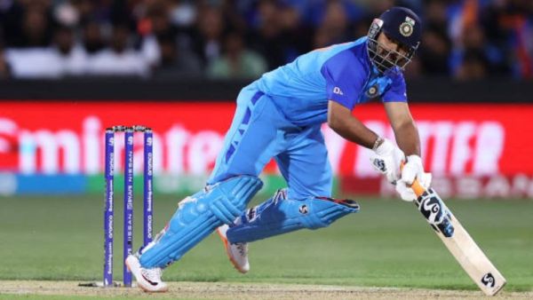 Rishabh Pant is in trouble, out of Sri Lanka series, now this veteran will replace him 1
