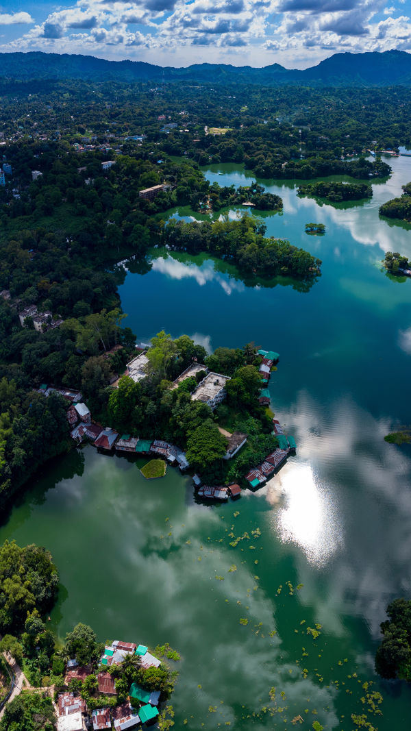 Kaptai Lake