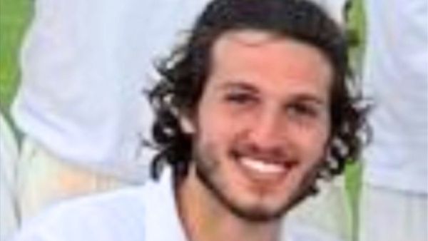 Imran Khan's sons wreaked havoc in cricket, one bats like Kohli, the other bowls yorkers like Bumrah 2 Imran Khan's sons wreaked havoc in cricket, one bats like Kohli, the other bowls yorkers like Bumrah 2