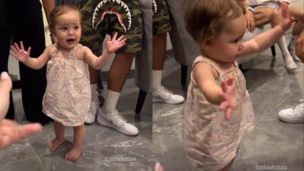 Kamari tumbuh jadi gadis kecil menggemaskan