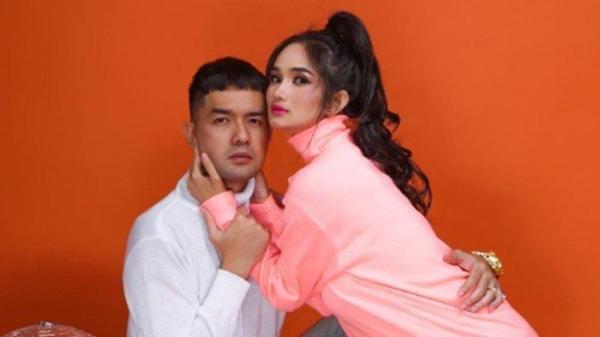 Faby Marcelia bercerai dengan Revand Narya