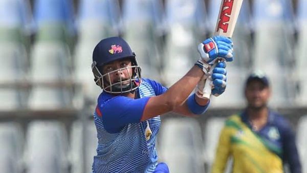 6,6,6,6,6,6,6..... 21 fours, 7 sixes, Prithvi Shaw's bat roared in Vijay Hazare tournament, hit a stormy century of 185 runs 2 Prithvi Shaw