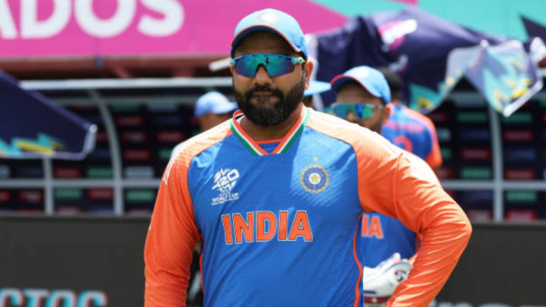 I don't know which past life rivalry Rohit Sharma is taking out with this player, he always keeps him out of playing 11 in ODI matches 2 Rohit Sharma