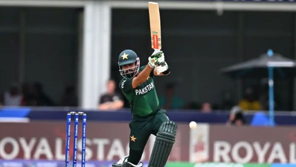 6,6,6,6,6,4,4,4,4..... 15 fours and 4 sixes, Babar Azam thrashed the African bowlers, scored 122 runs in just 59 balls 2 Babar Azam