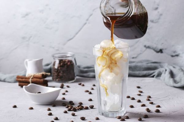 Terungkap! 5 Kesalahan Paling Umum Saat Bikin Es Kopi Menurut Barista
