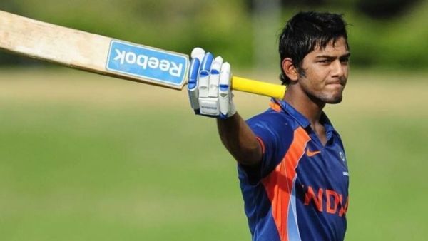 6,6,6,4,4,4,4.... Unmukt Chand's bat roared, making a mess of the bowlers and scoring 151 runs 2 6,6,6,4,4,4,4.... Unmukt Chand's bat roared, making a mess of the bowlers and scoring 151 runs 1