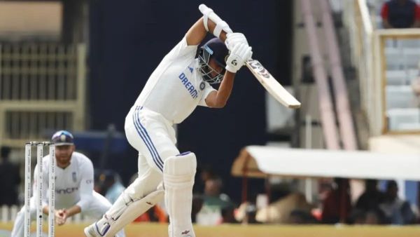 6,6,6,6,4,4,4,4..., Jaiswal wreaked havoc in Duleep Trophy, played test match in Sehwag's style, scored 265 runs while thrashing bowlers 2