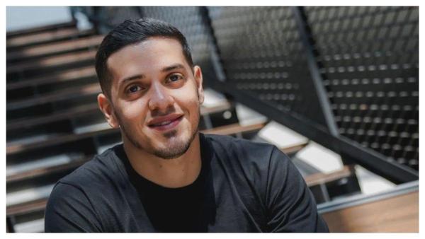 Alexis Messidoro telah resmi diperkenal sebagai pemain anyar Dewa United musim 2024/2025.