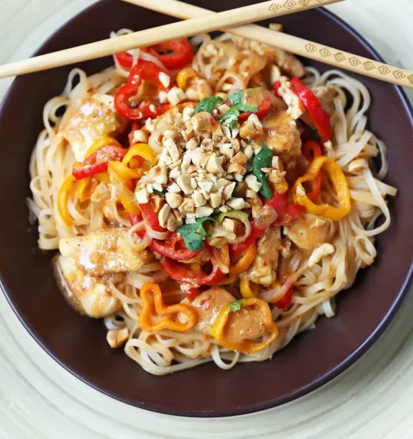 Pabrik Mie Beras Bau China