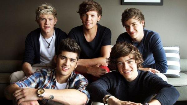 Potret One Direction saat mulai debut bermusik.