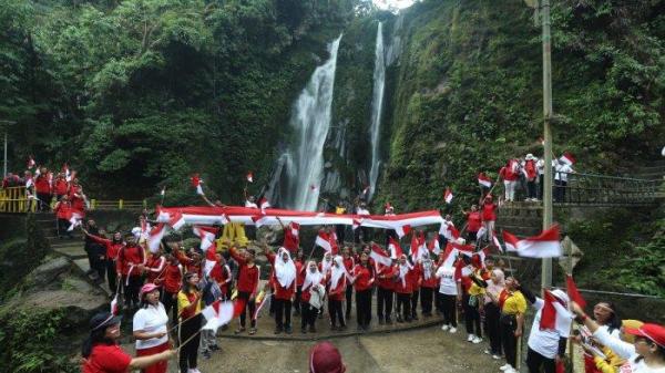 Kirab Merah Putih dan Budaya di Lae Mbilulu