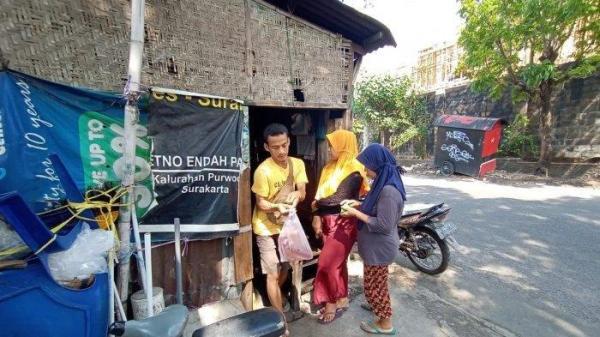Viral Es Teh di Solo Rp 2.500 Dapat Porsi Besar, Diserbu Pembeli dari Pagi