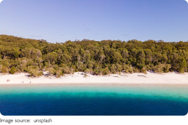 Keindahan Noosa Main Beach