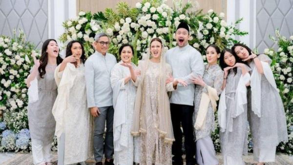 Potret kebahagiaan keluarga Tora Sudiro