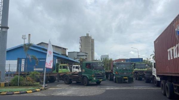 Suasana di gate dan CFS Pelindo Petikemas Bitung Sulut kembali ada operasi pasca aksi mogok dua hari.