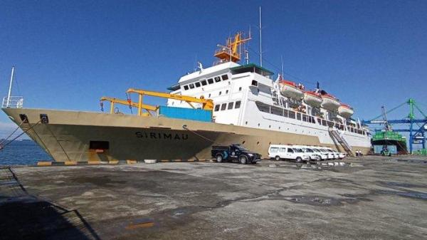 KM Sirimau sandar di Pelabuhan Sorong, Papua Barat