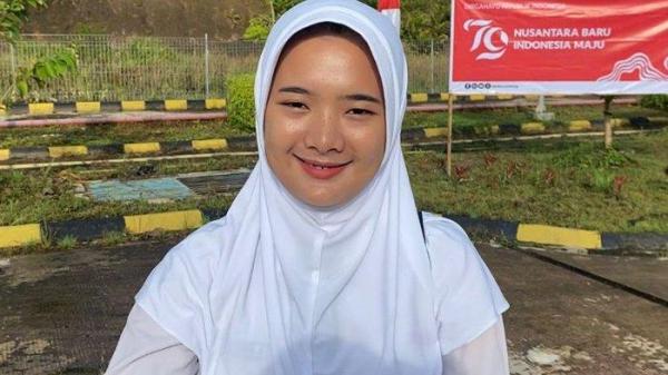 Norlichan siswi SMA pulang pergi Malaysia-Indonesia setiap hari demi ke sekolah