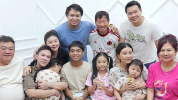 Sarwendah dapat kejutan ulang tahun