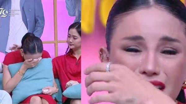 Tangis Nikita Mirzani saat ceritakan kondisi Lolly yang dikabarkan hamil di luar nikah lalu aborsi