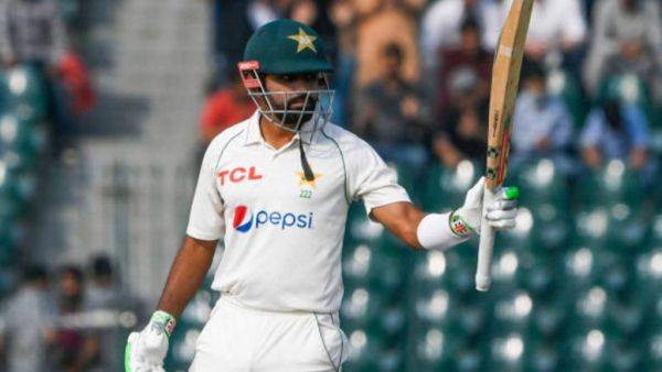 This player has not scored a fifty in 16 innings, but he proudly says 'Tell me Virat Kohli...' 1