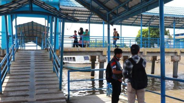 Aktivitas di Pelabuhan Kayan II Tanjung Selor, Bulungan, Kalimantan Utara.