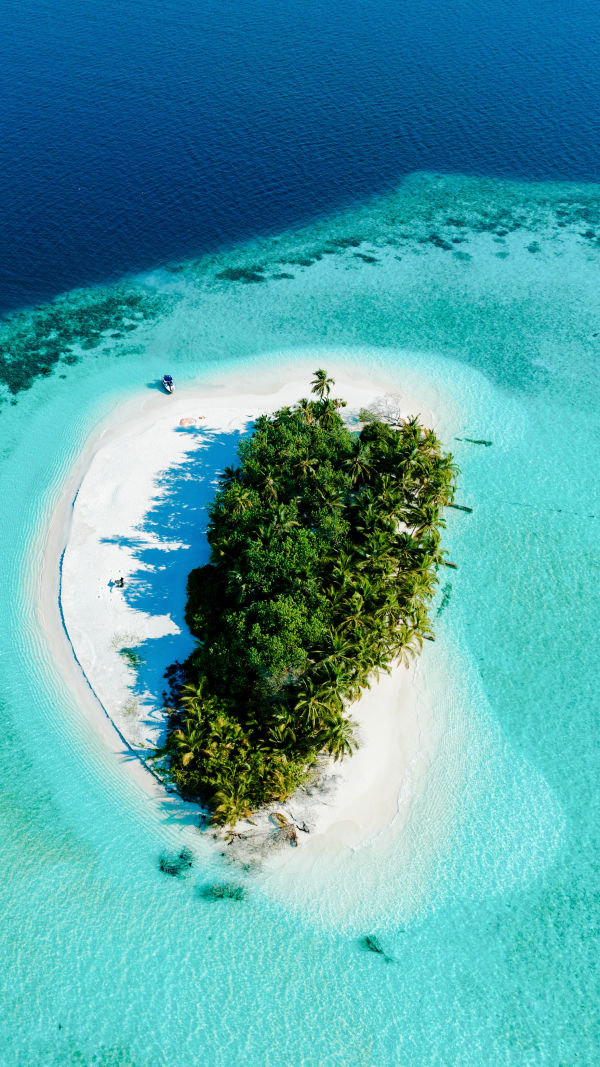 Top Island Escapes