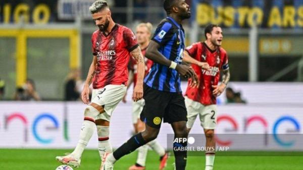 Olivier Giroud dan Marcus Thuram di Liga Italia Serie A antara Inter Milan vs AC Milan di Stadion San Siro di Milan pada 16 September 2023.
