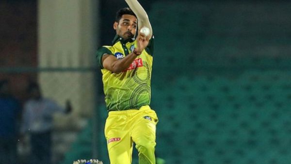 20 dots in 24 balls, 4 runs given in 4 overs, Bhuvneshwar Kumar called from Bangladesh series, will replace this bowler 2