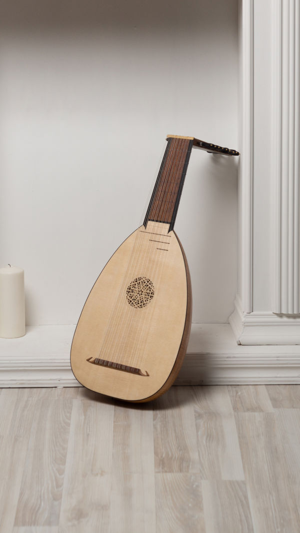 Lute History and Revival