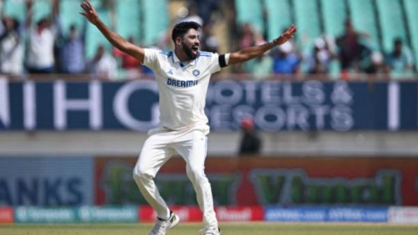 The luck of the son of a person who used to earn 200 rupees a day by driving an auto shines, he got a place in Team India for Bangladesh Test series 2 The luck of the son of a person who earns 200 rupees a day by driving an auto shines, he got a place in Team India for Bangladesh Test series 1