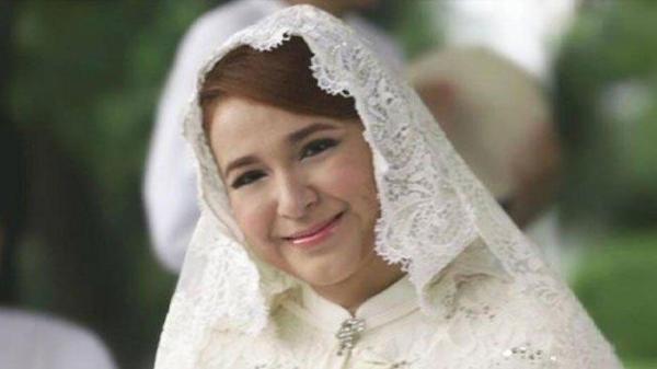 Puput Novel meninggal dunia setelah tiga tahun berjuang melawan kanker payudara.