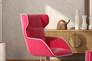 Chairs With Armrests