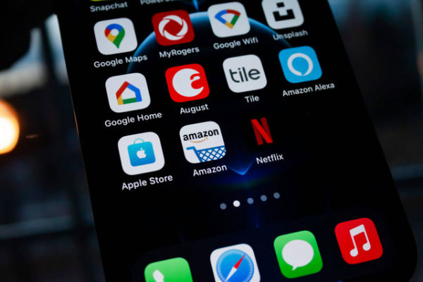 Ilustrasi cara berhenti langganan Netflix. Foto: Unsplash.com