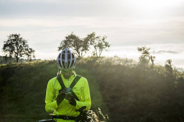 Ilustrasi Helm Sepeda Gunung Terbaik, Foto: Pixabay/Fabricio_Macedo_Photo