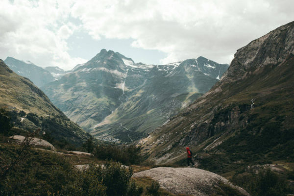 Ilustrasi gunung tertinggi di Laos, Pexels/Kyle Loftus
