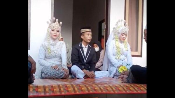 video viral seorang pria menikahi dua pengantin wanita sekaligus di Kuta, Lombok Tengah, Nusa Tenggara Barat