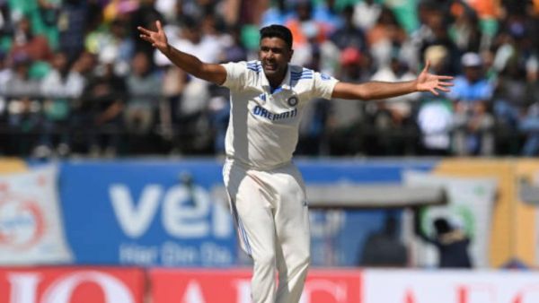 Big disclosure before Chennai Test, news of ball hitting R Ashwin's private part came out 2 Big disclosure before Chennai Test, news of ball hitting R Ashwin's private part came out 2