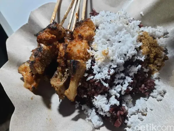 Unik dan Sedap! Sate Karak Asli dan Satu-satunya di Ampel Surabaya